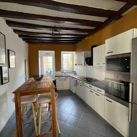 Logement Centre Ville 1 A 4 Chambres Alençon Екстериор снимка