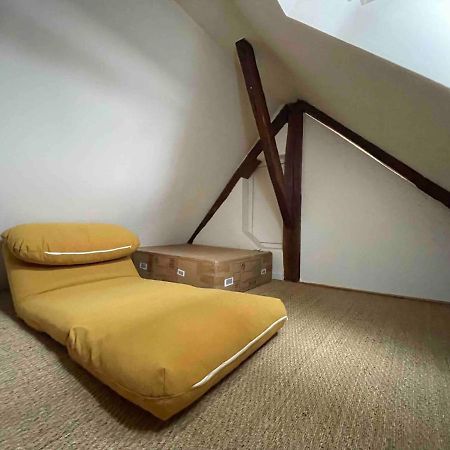 Logement Centre Ville 1 A 4 Chambres Alençon Екстериор снимка