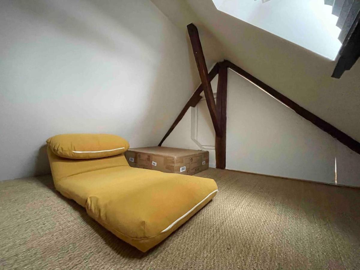 Logement Centre Ville 1 A 4 Chambres Alençon Екстериор снимка
